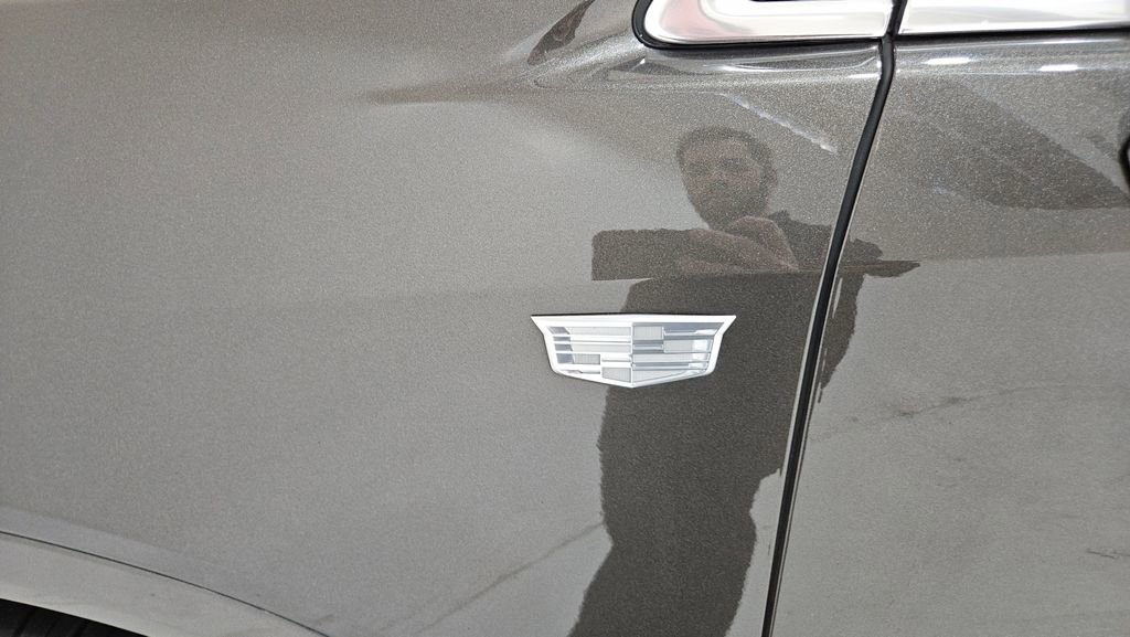 Used 2019 Cadillac XT5 Premium Luxury w/ Driver Assist Package image 40