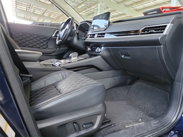 Used 2022 Mitsubishi Outlander SEL image 23