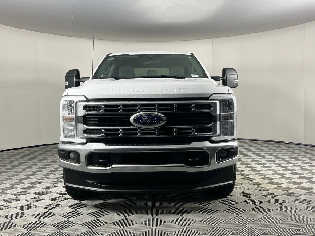 Used 2025 Ford F250 XLT image 11