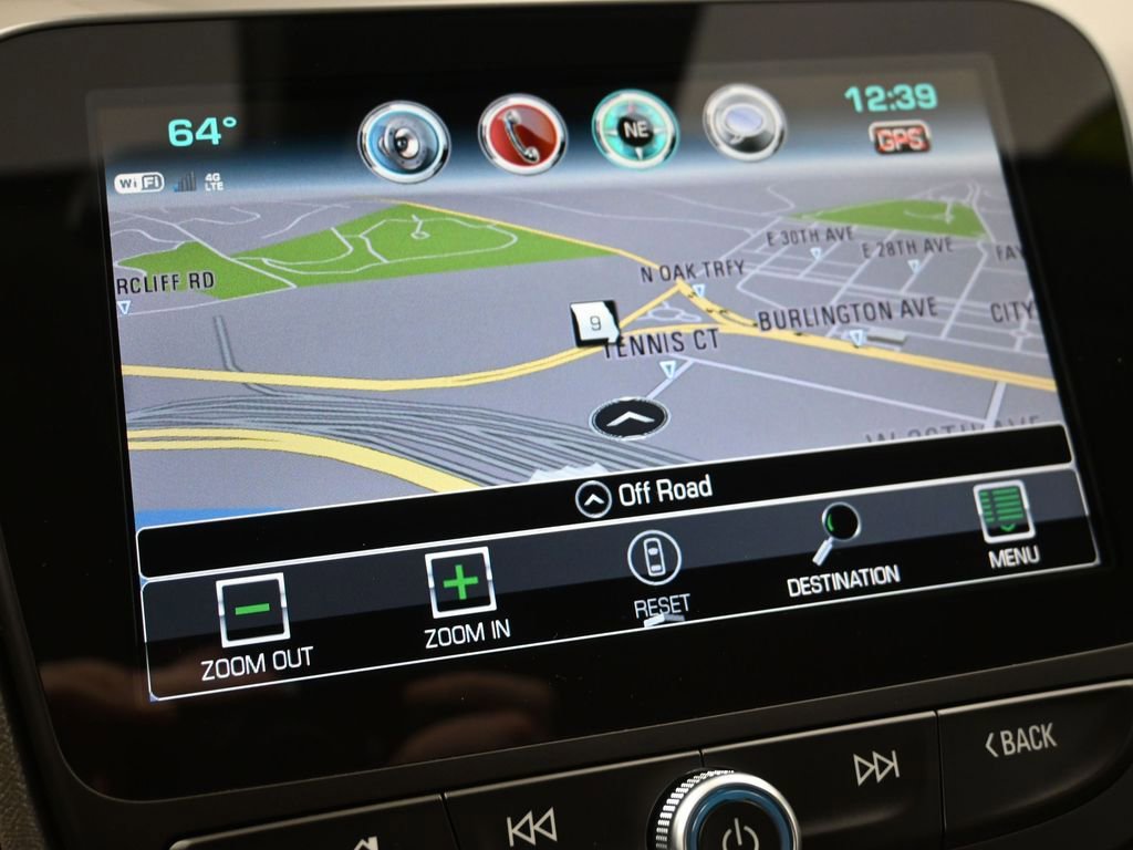 Used 2018 Chevrolet Malibu Premier w/ Premier Sun and Wheel Package image 20