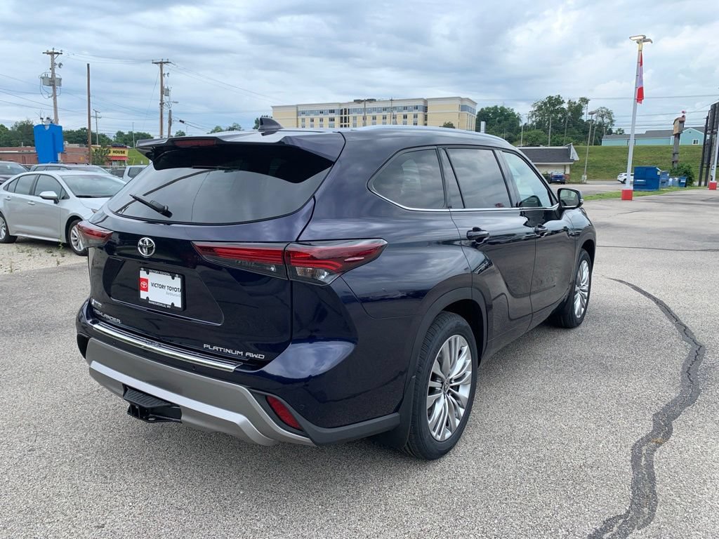 New 2026 Toyota Highlander Platinum AWD/4WD image 5
