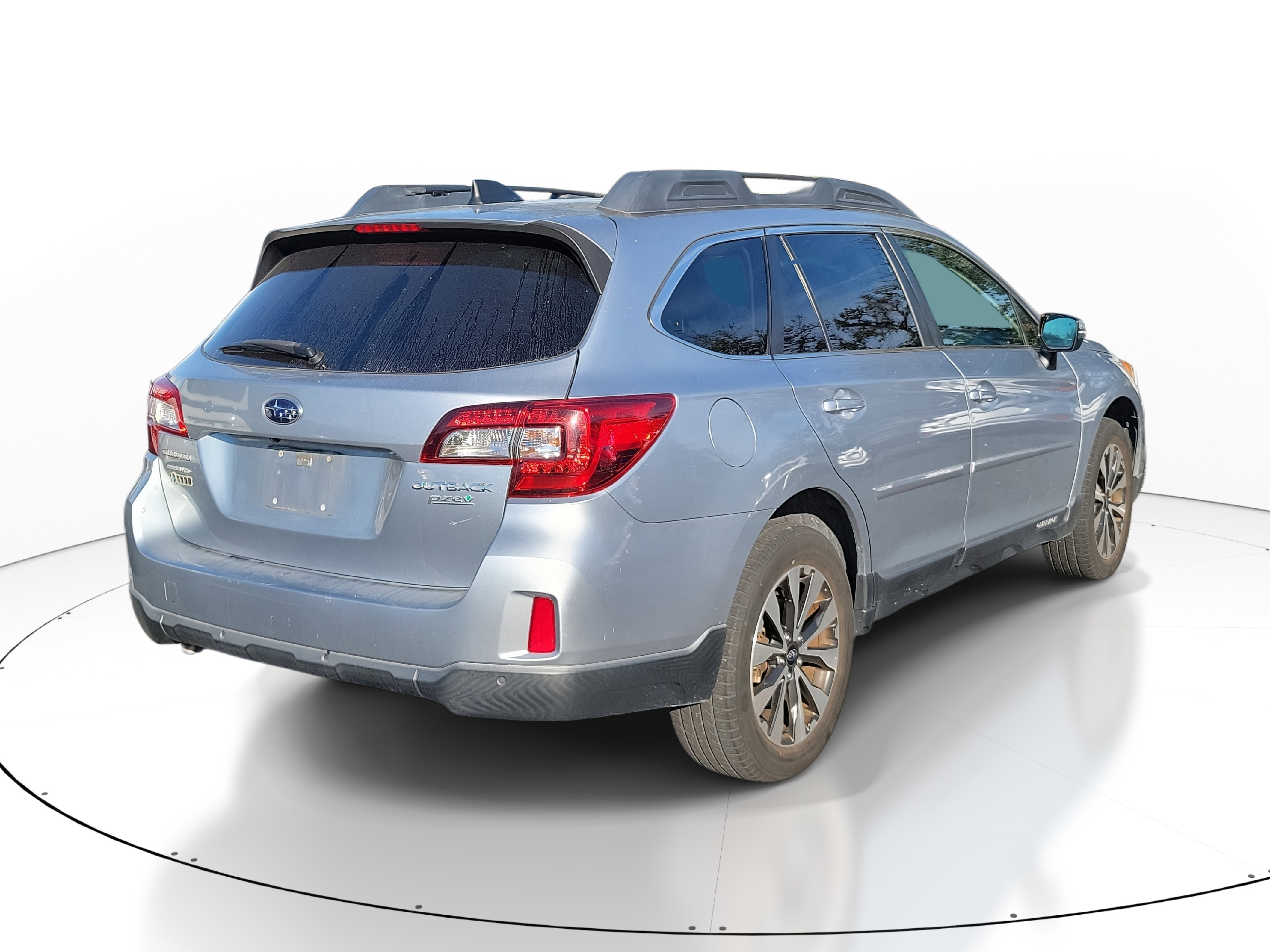 Used 2017 Subaru Outback 2.5i Limited image 9