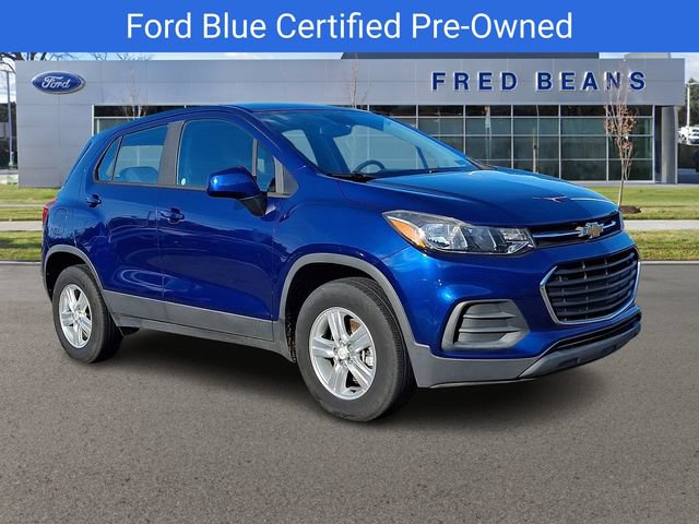 Used 2017 Chevrolet Trax LS AWD/4WD image 1