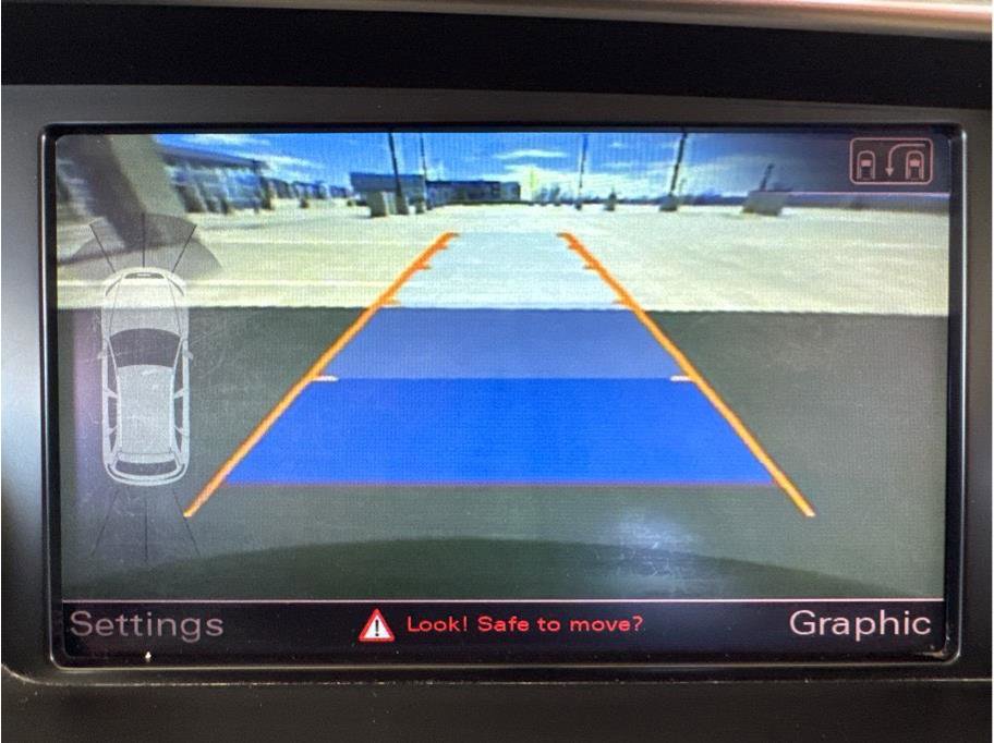 Used 2011 Audi Q5 3.2 Premium Plus w/ Audi MMI Navigation Plus Pkg image 21