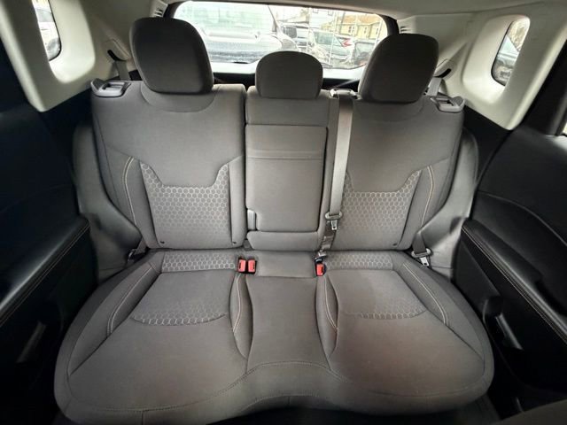 Used 2019 Jeep Compass Sport w/ Cold Weather Group image 17