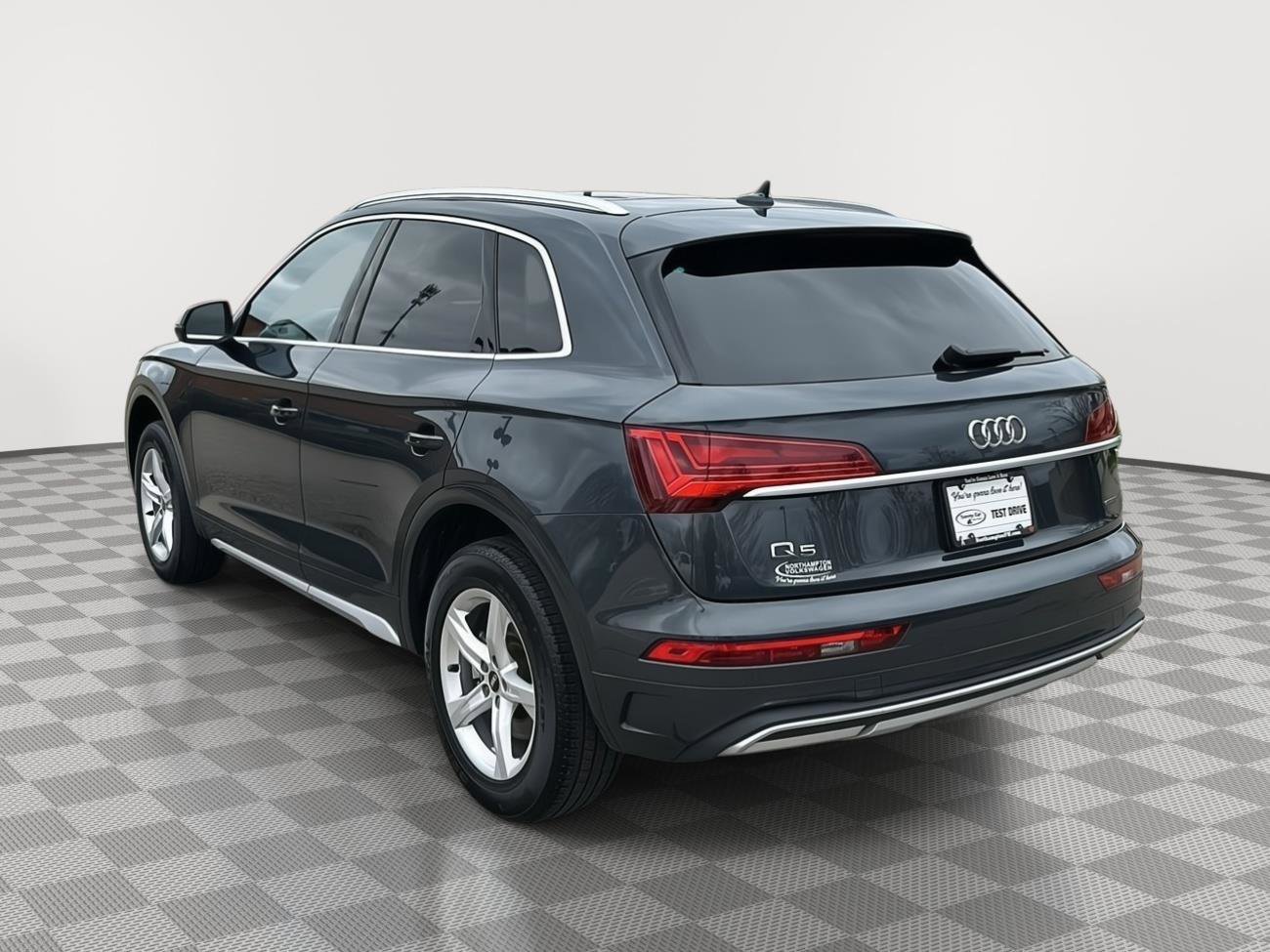 Used 2023 Audi Q5 2.0T Premium w/ Convenience Package AWD/4WD image 7