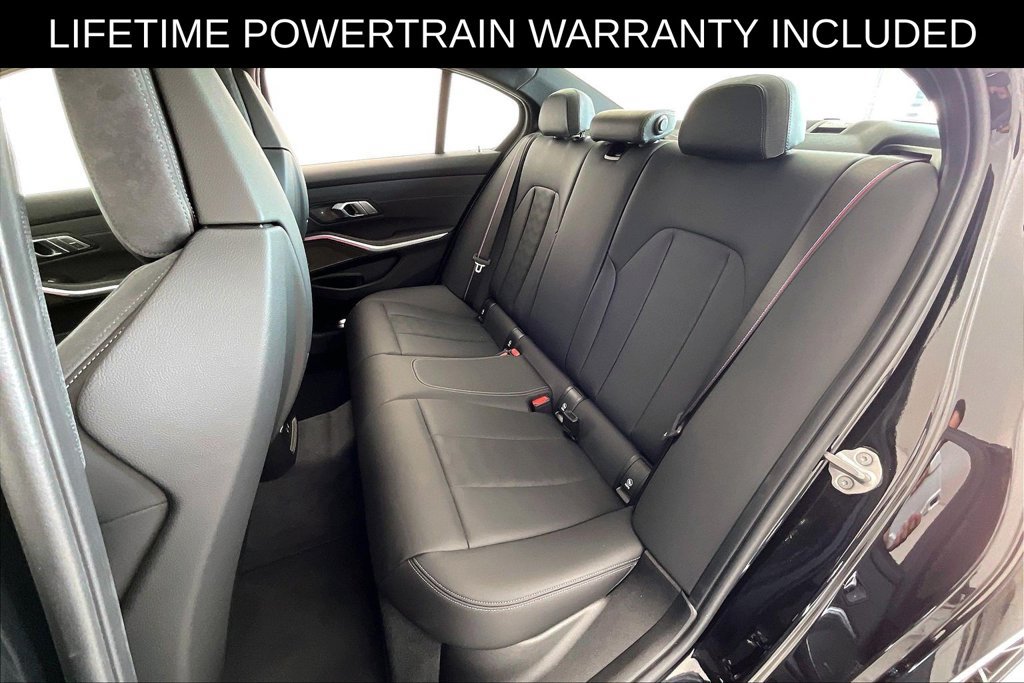 Used 2027 BMW M3 Competition AWD/4WD image 32