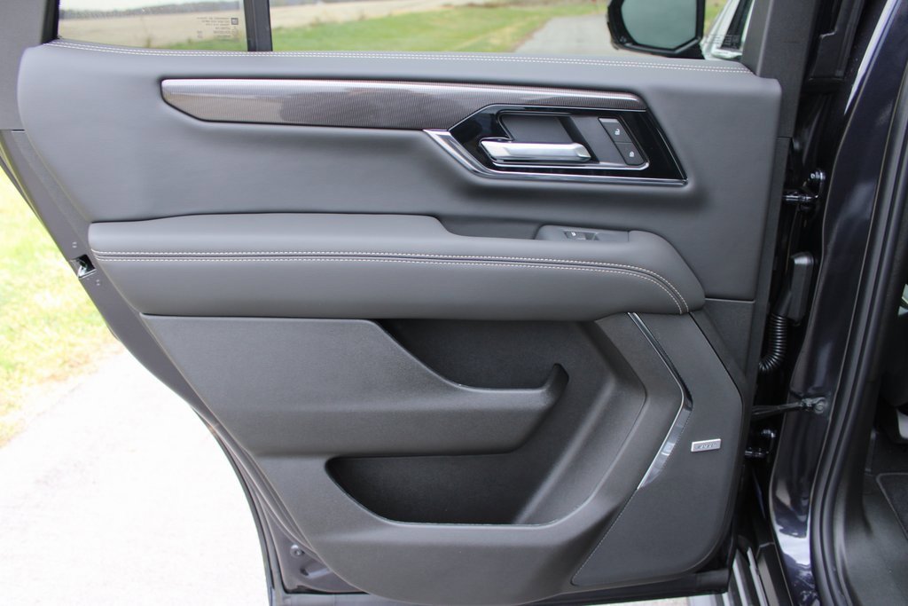 New 2026 GMC Yukon Elevation image 28