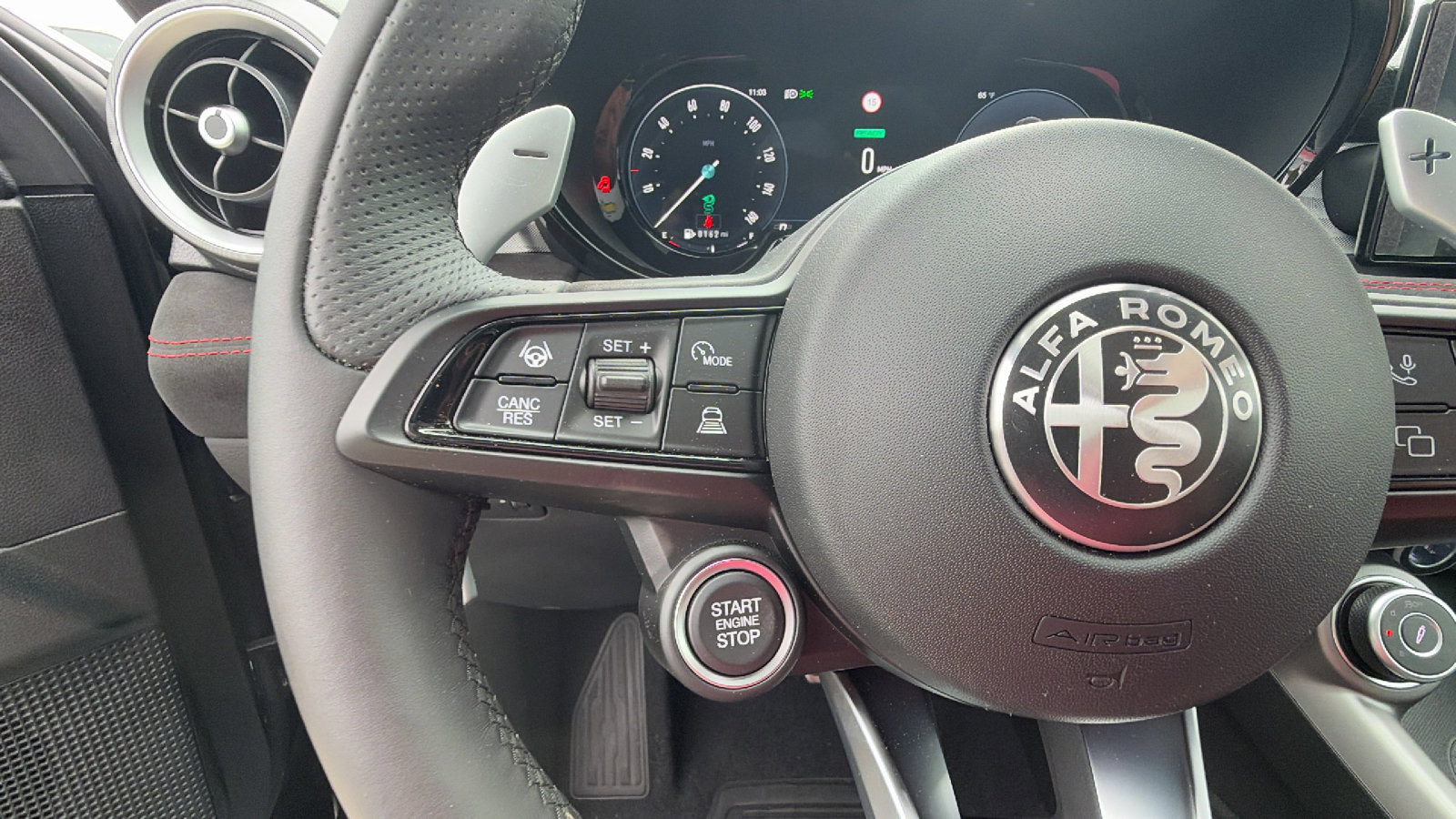 Used 2024 Alfa Romeo Tonale Veloce w/ Active Assist Package AWD/4WD image 29