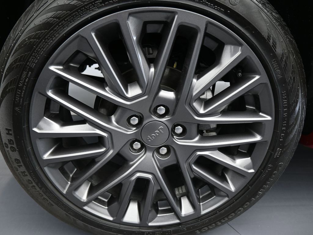 Used 2023 Jeep Compass High Altitude image 27