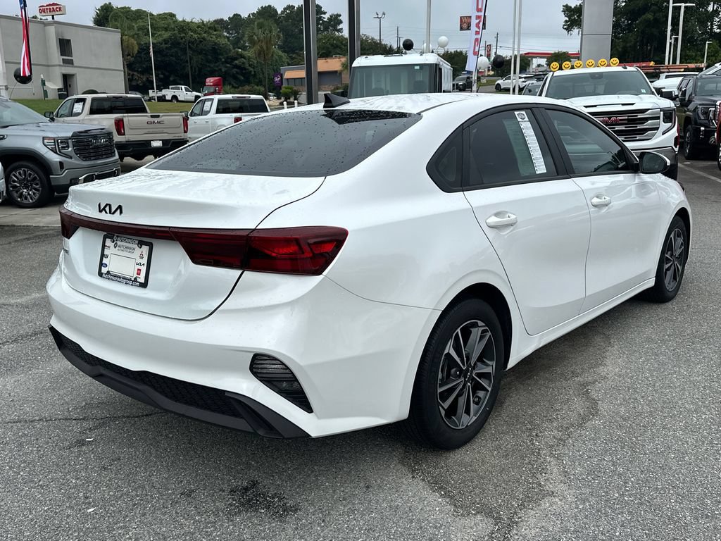 Certified 2024 Kia Forte LXS FWD image 7