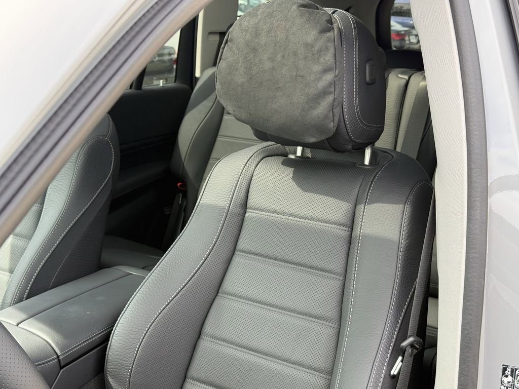 New 2026 Mercedes-Benz GLS 450 4MATIC image 15