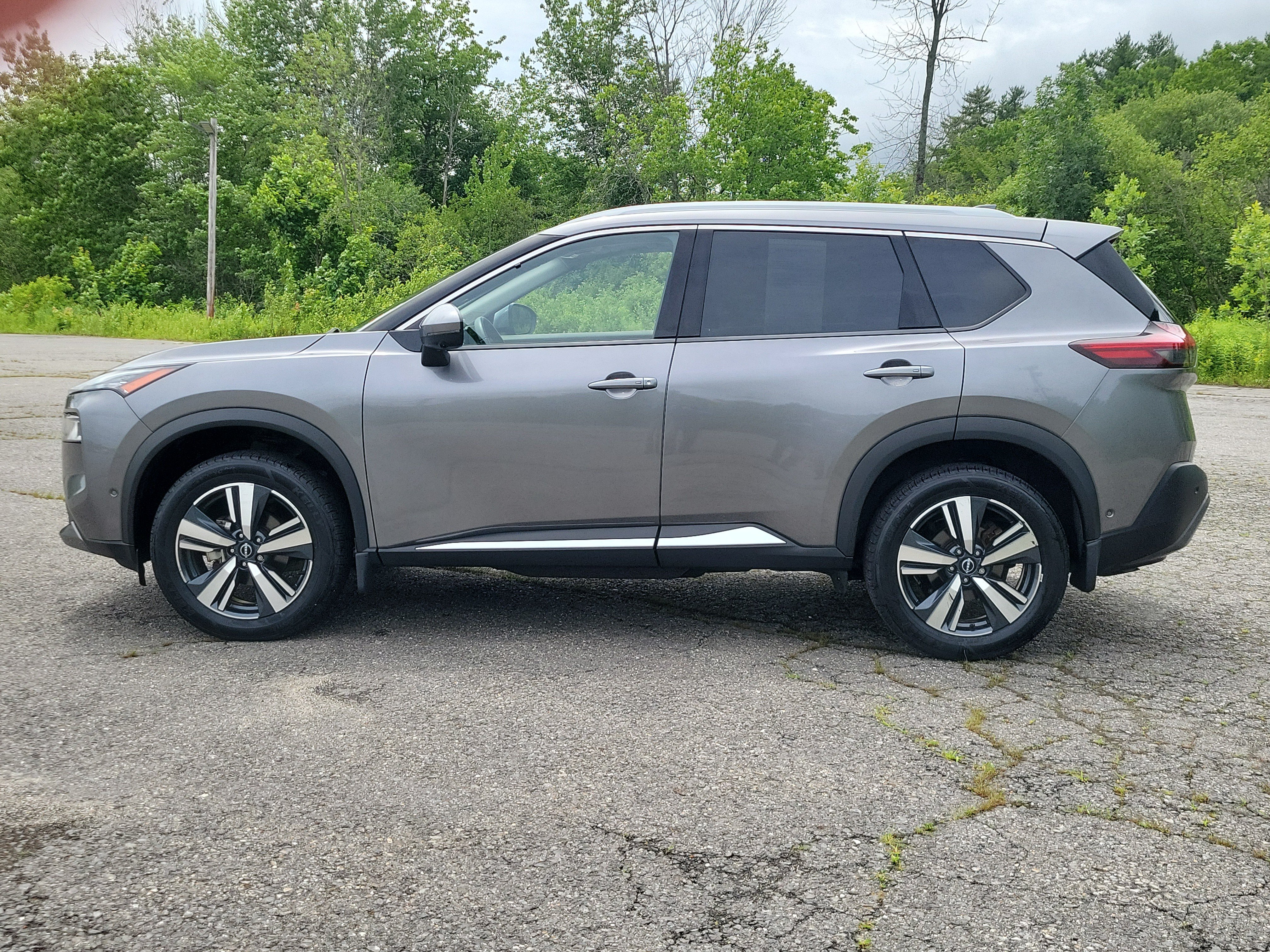 Used 2023 Nissan Rogue SL w/ SL Premium Package AWD/4WD image 8
