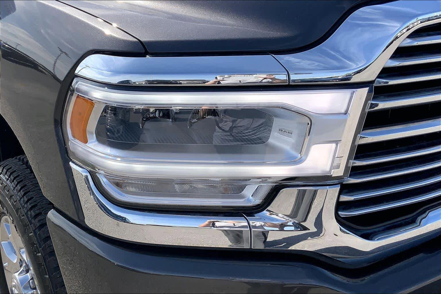 Used 2024 RAM 2500 Laramie w/ Safety Group AWD/4WD image 27