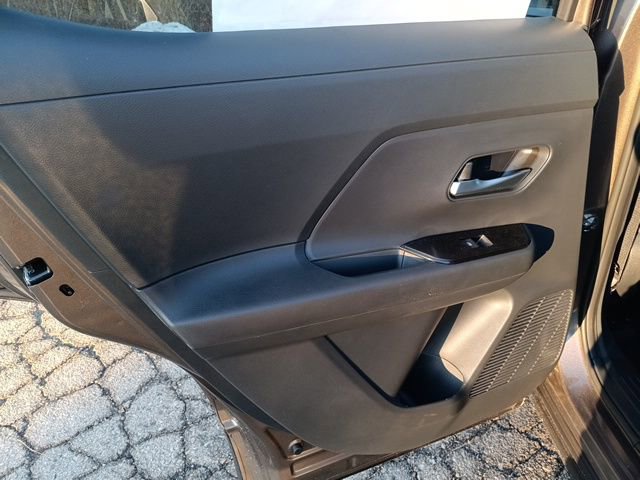 New 2026 Nissan Kicks SV w/ SV Premium Package image 28