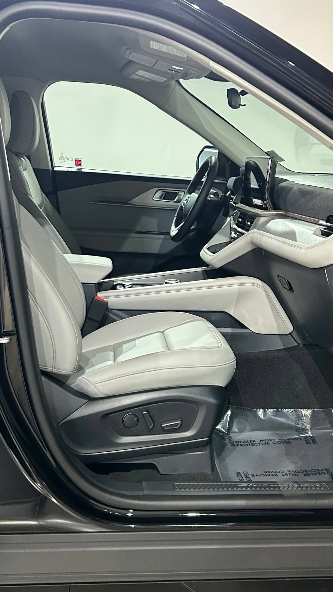 New 2026 Ford Explorer Active w/ Active Comfort Package AWD/4WD image 58