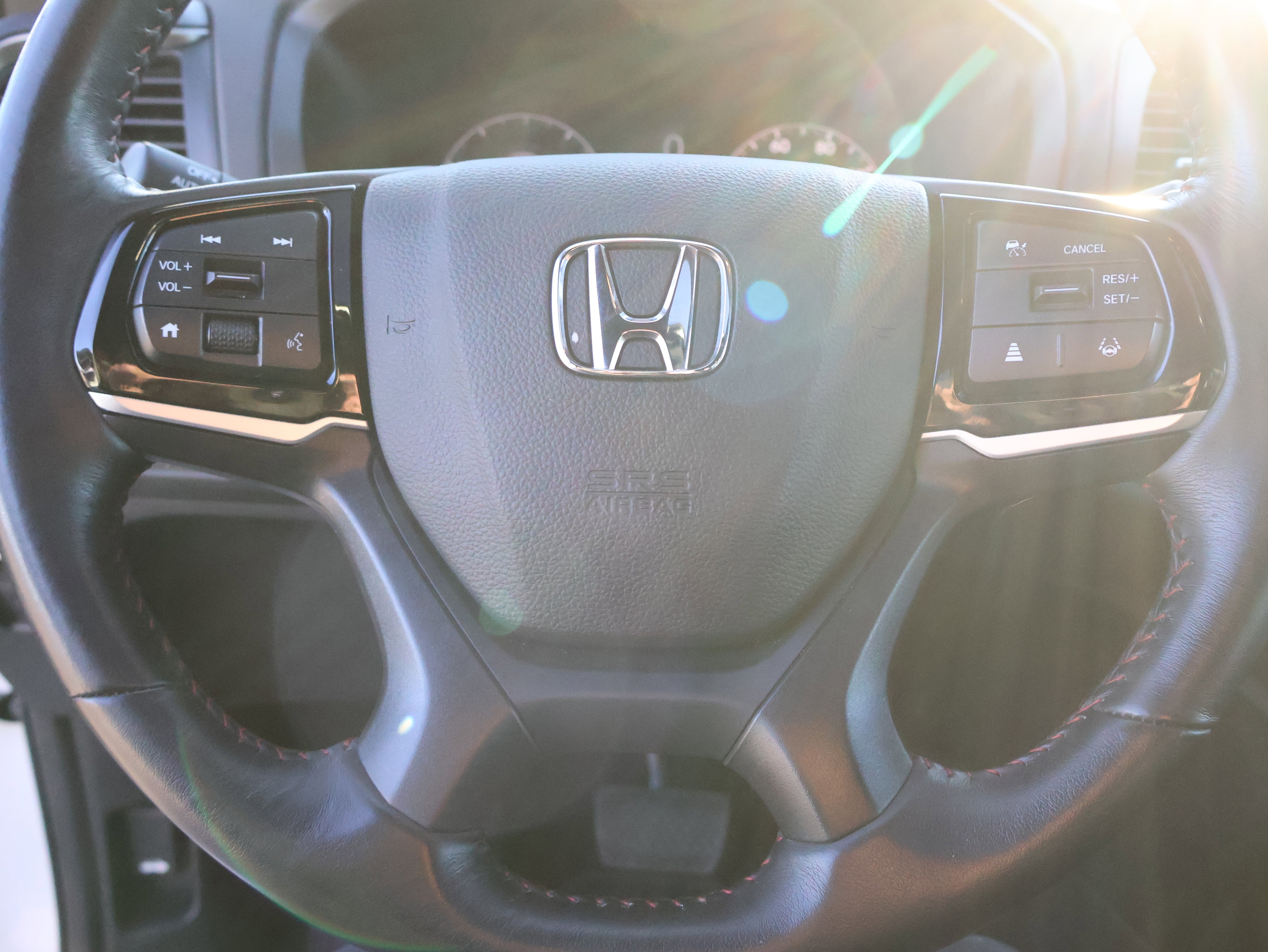 Used 2025 Honda Odyssey Sport-L image 31