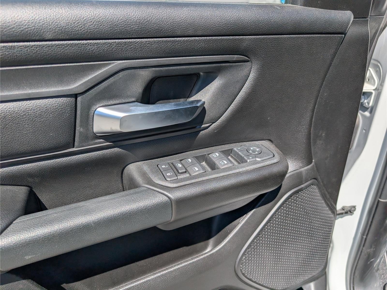 New 2026 RAM 1500 Express AWD/4WD image 16