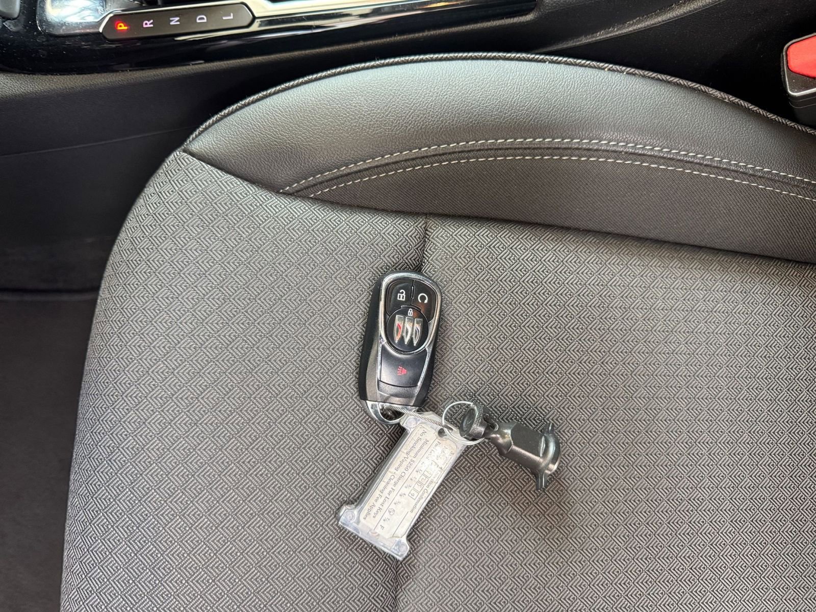 Used 2025 Buick Encore GX Preferred FWD image 21