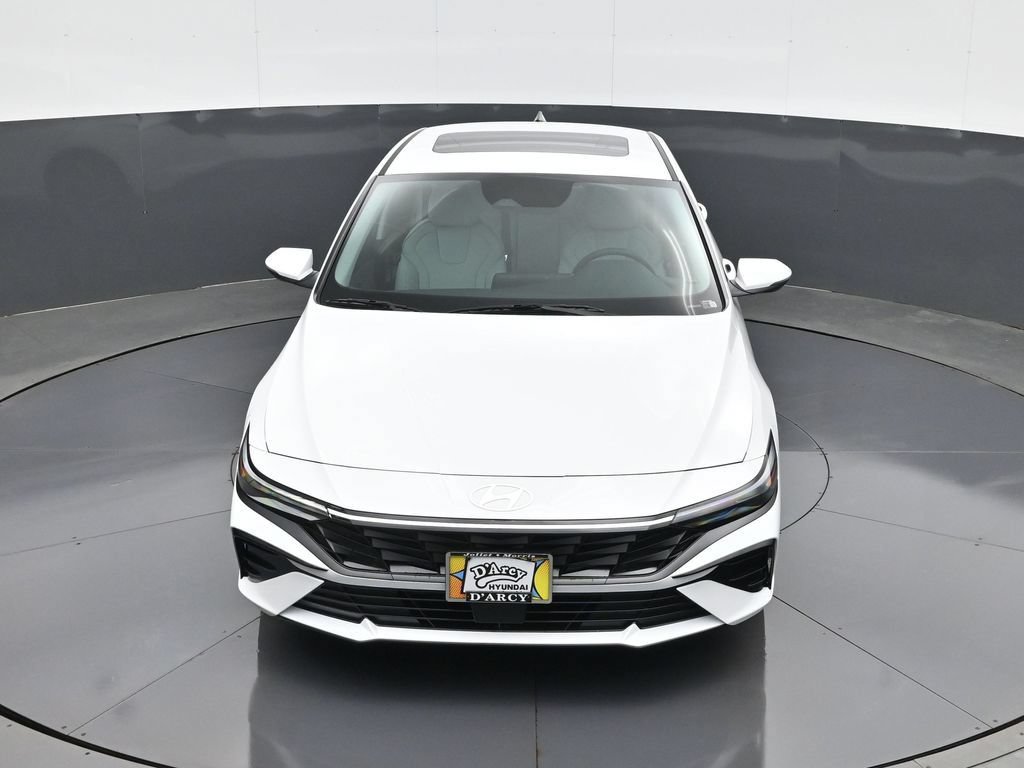 New 2026 Hyundai Elantra Limited FWD image 14