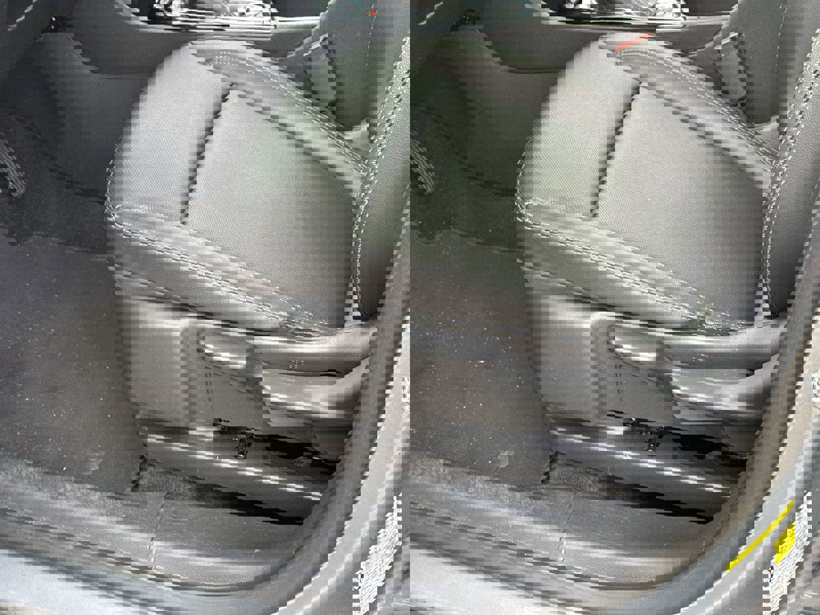 Used 2024 Buick Encore GX Sport Touring image 17