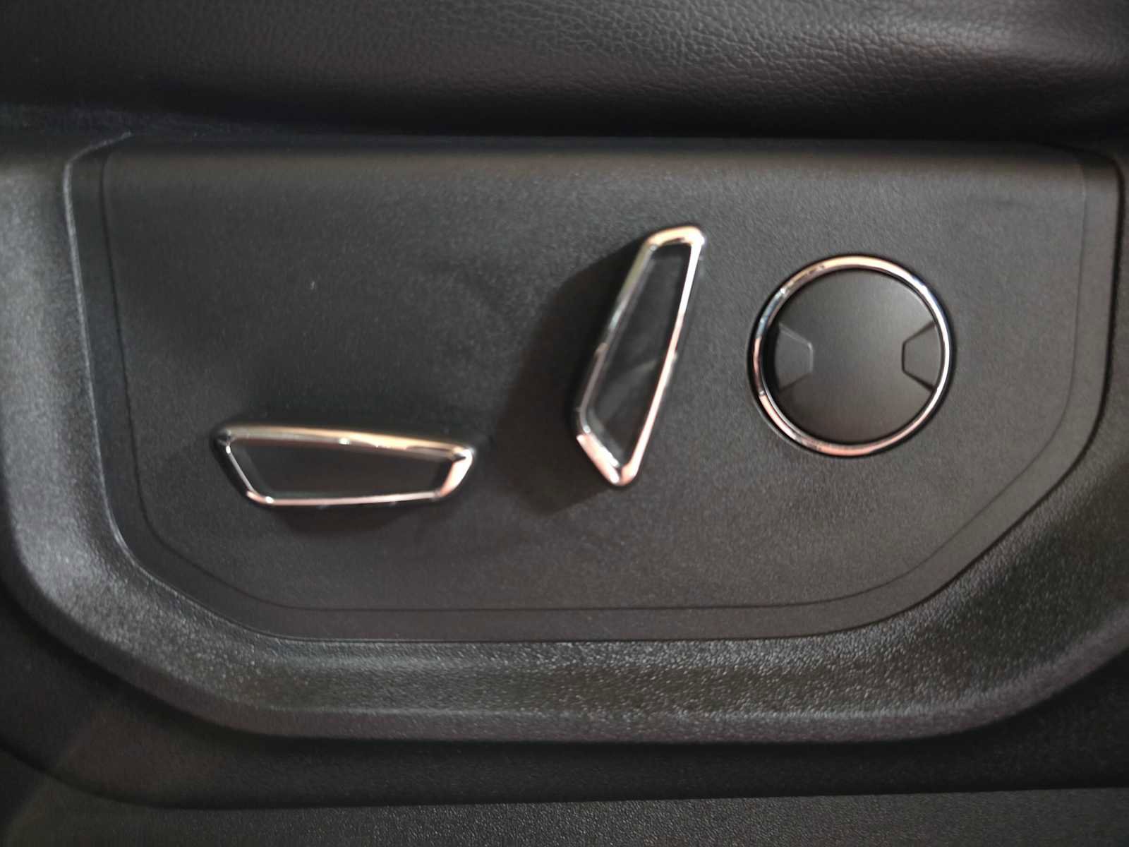 Used 2019 Ford F250 Lariat w/ Lariat Value Package image 24