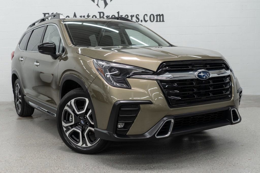 Used 2024 Subaru Ascent Touring AWD/4WD image 6