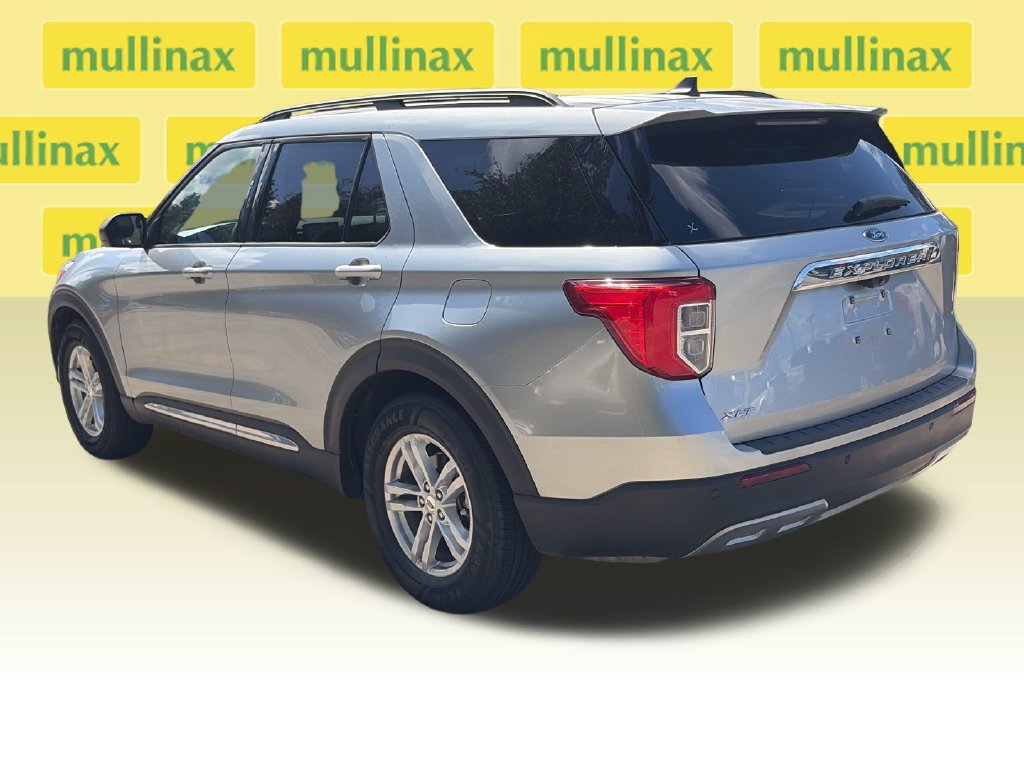 Certified 2024 Ford Explorer XLT w/ Equipment Group 202A RWD image 10