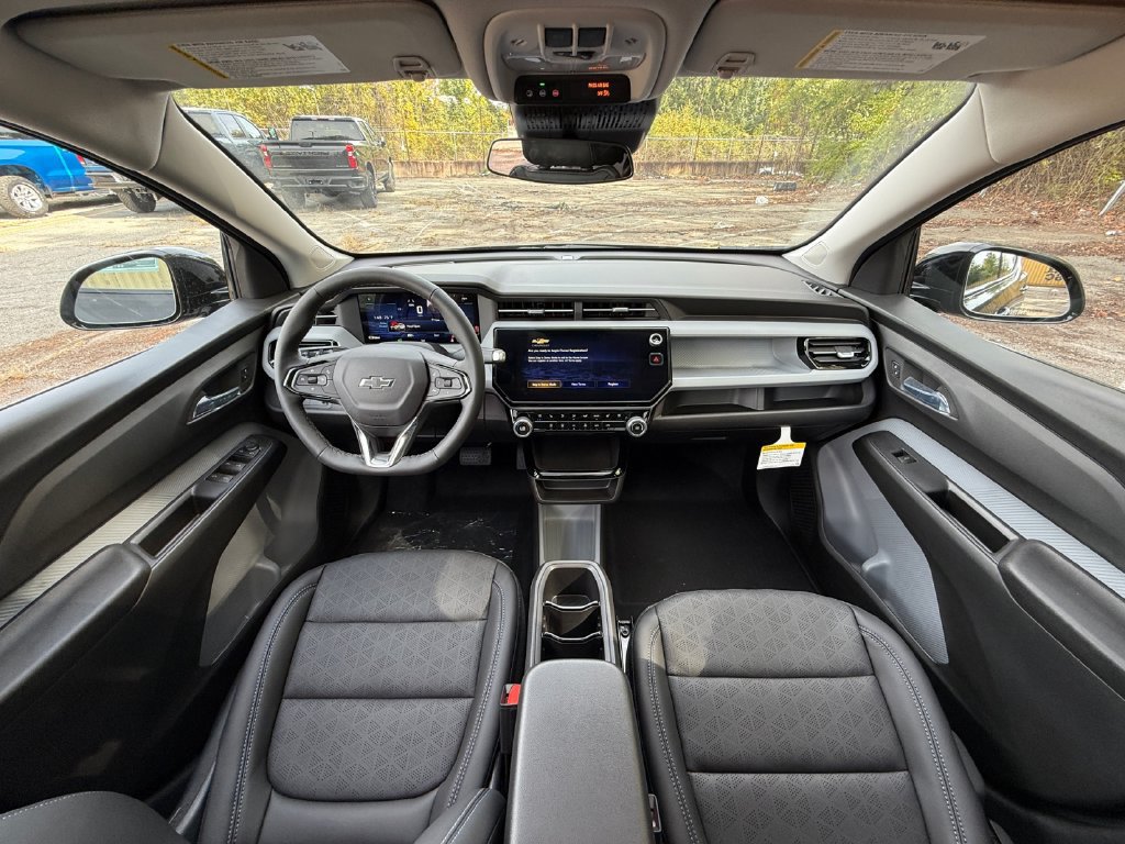 New 2027 Chevrolet Bolt LT w/ Dual Panel Sunroof Package FWD image 23