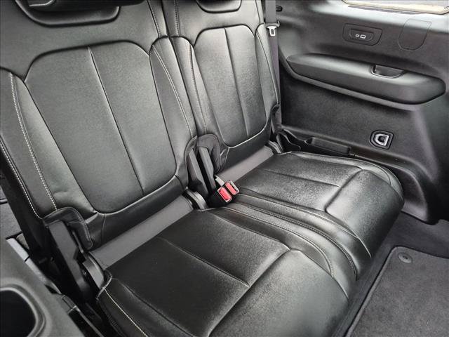 Used 2023 Jeep Grand Cherokee L Limited w/ Luxury Tech Group II AWD/4WD image 27