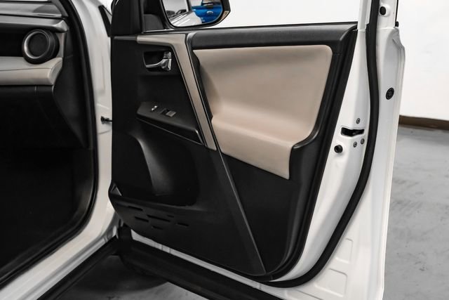 Used 2018 Toyota RAV4 XLE w/ Plus Extra Value Package image 41