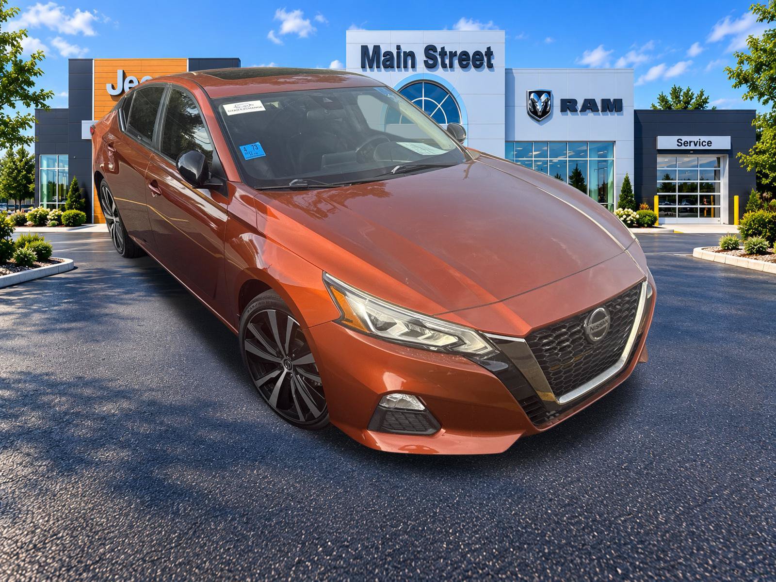 Used 2021 Nissan Altima 2.5 SR w/ SR Premium Package FWD image 9