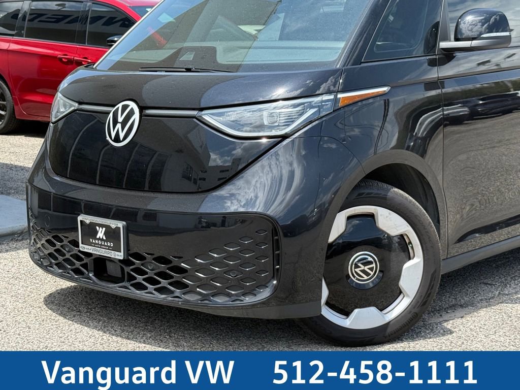 New 2025 Volkswagen ID. Buzz Pro S RWD image 2