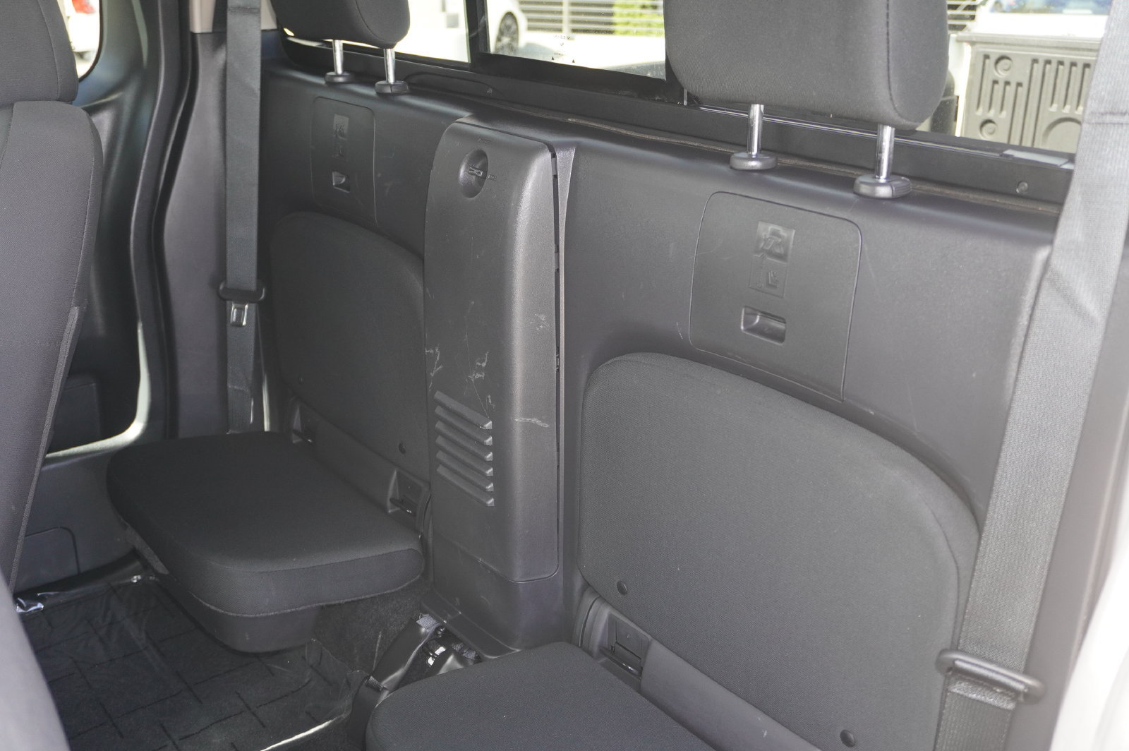 Used 2026 Nissan Frontier S w/ S Utility Package RWD image 9