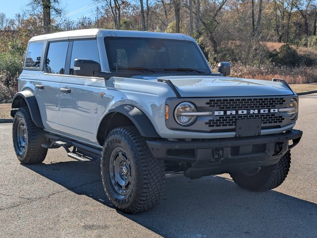 Used 2024 Ford Bronco Badlands video 3