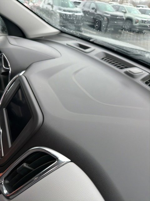 Used 2024 Chevrolet Equinox LS w/ LS Convenience Package image 27