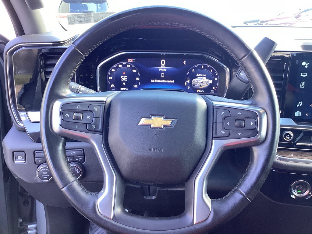 Used 2024 Chevrolet Silverado 1500 LT AWD/4WD image 14