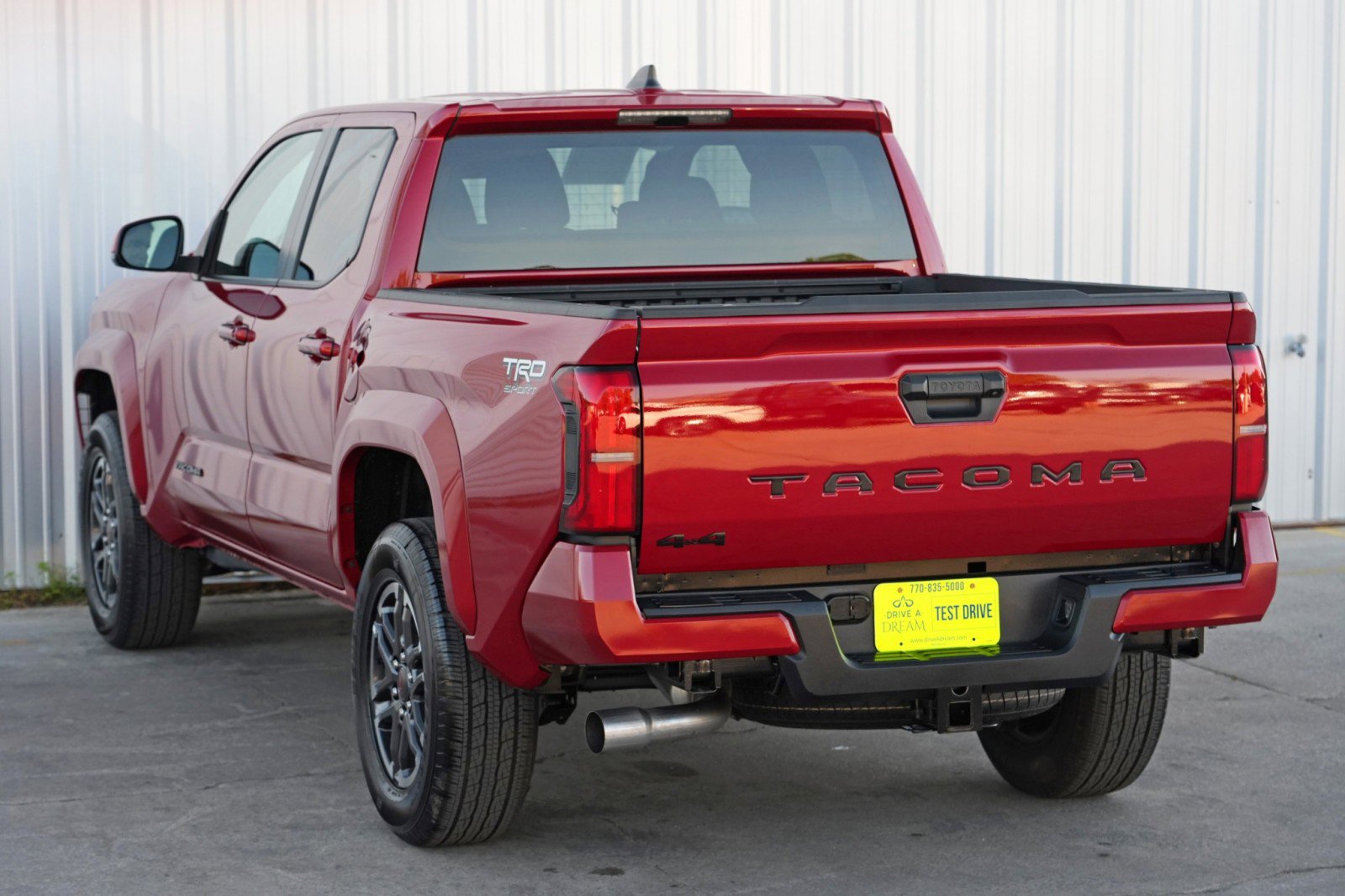 Used 2025 Toyota Tacoma TRD Sport AWD/4WD image 49