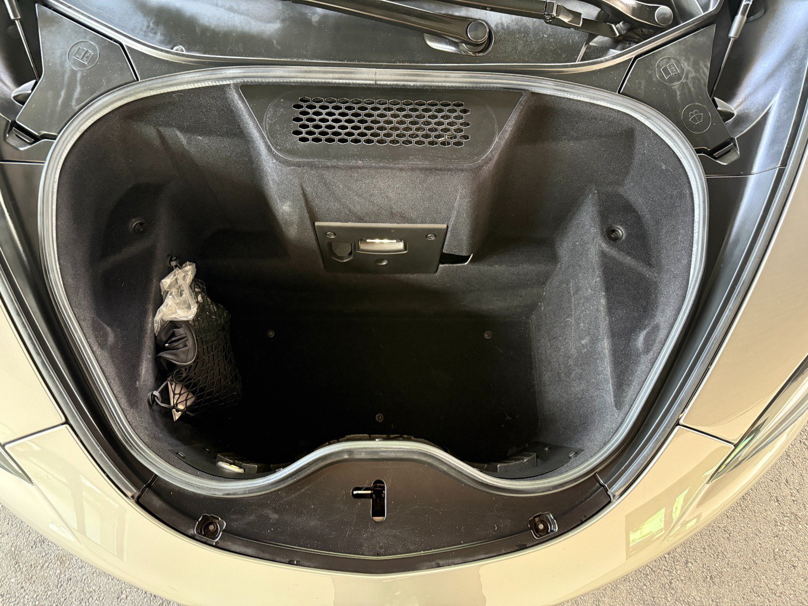Used 2017 McLaren 570S RWD image 35