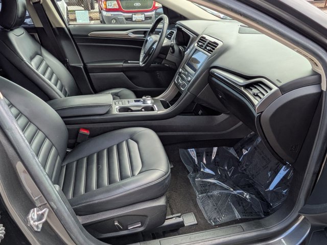 Used 2019 Ford Fusion SEL FWD image 20