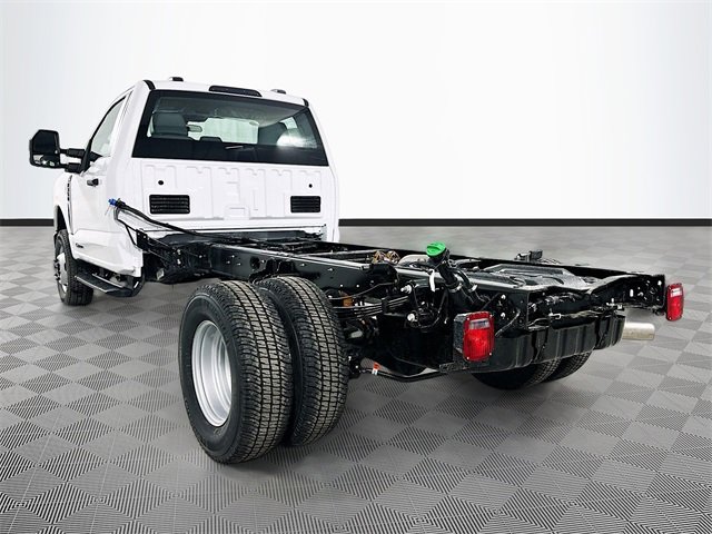 New 2025 Ford F350 XL w/ XL Chrome Package image 19