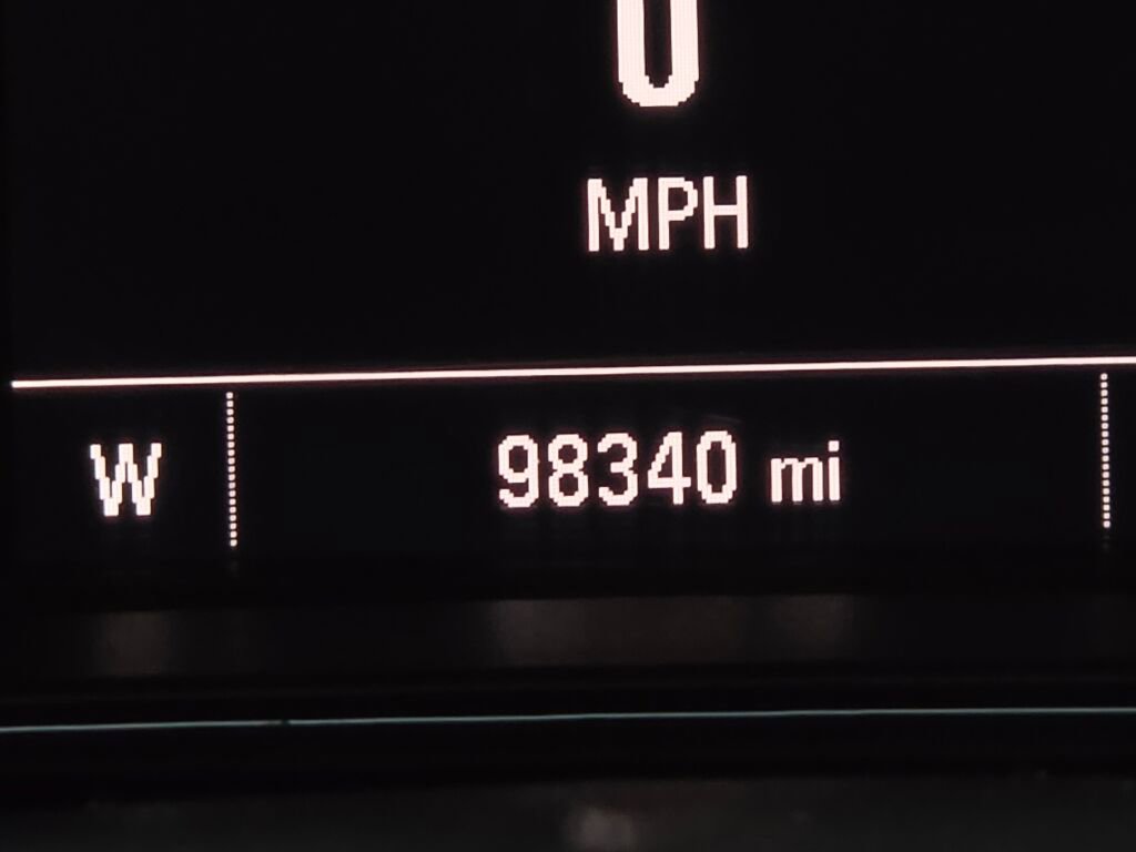 Used 2018 Chevrolet Cruze Premier image 35