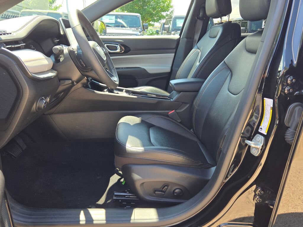 New 2024 Jeep Compass Limited AWD/4WD image 21