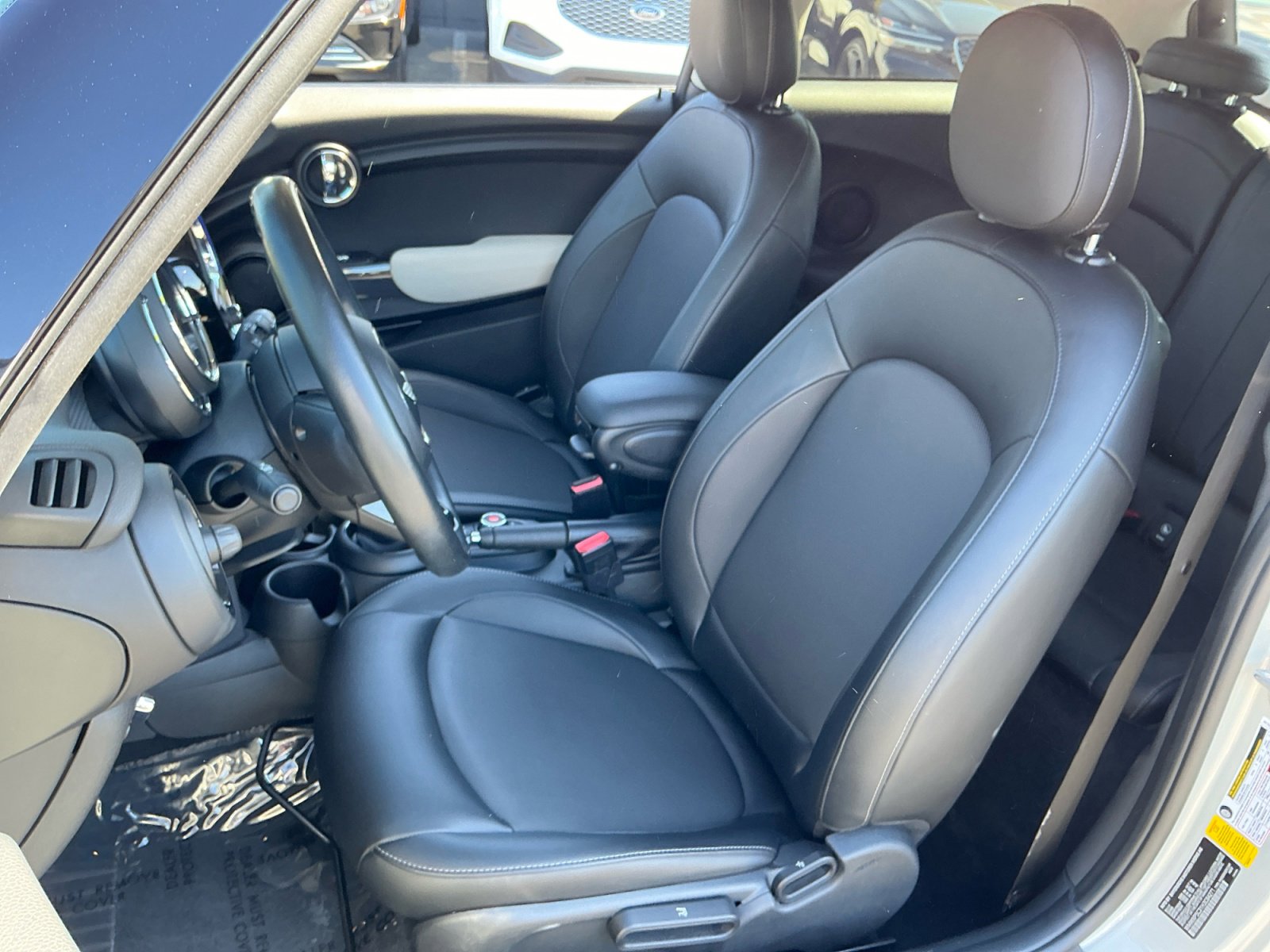 Used 2017 MINI Cooper 2-Door Hardtop FWD image 18