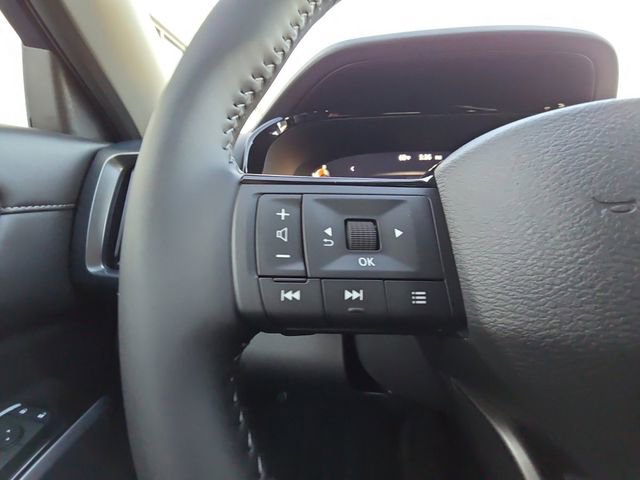 New 2026 Nissan Pathfinder SL image 11