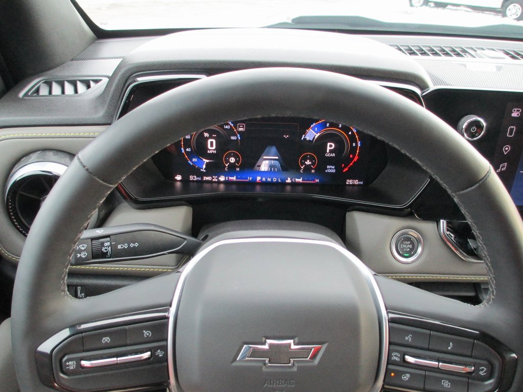 Certified 2025 Chevrolet Colorado ZR2 w/ Technology Package image 28