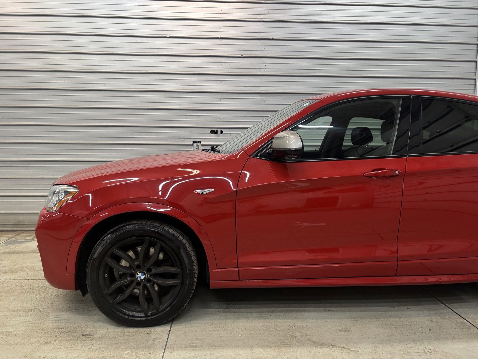 Used 2016 BMW X4 M40i image 3