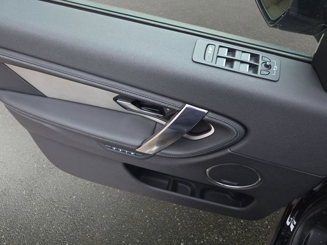 Used 2024 Land Rover Discovery Sport Dynamic SE image 27