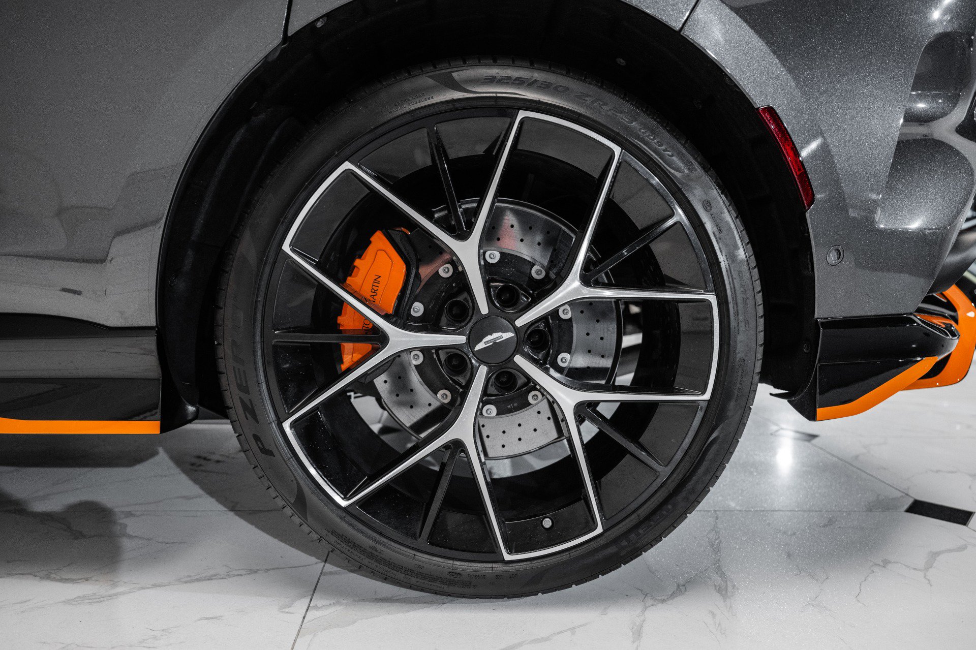 Used 2025 Aston Martin DBX 707 image 54