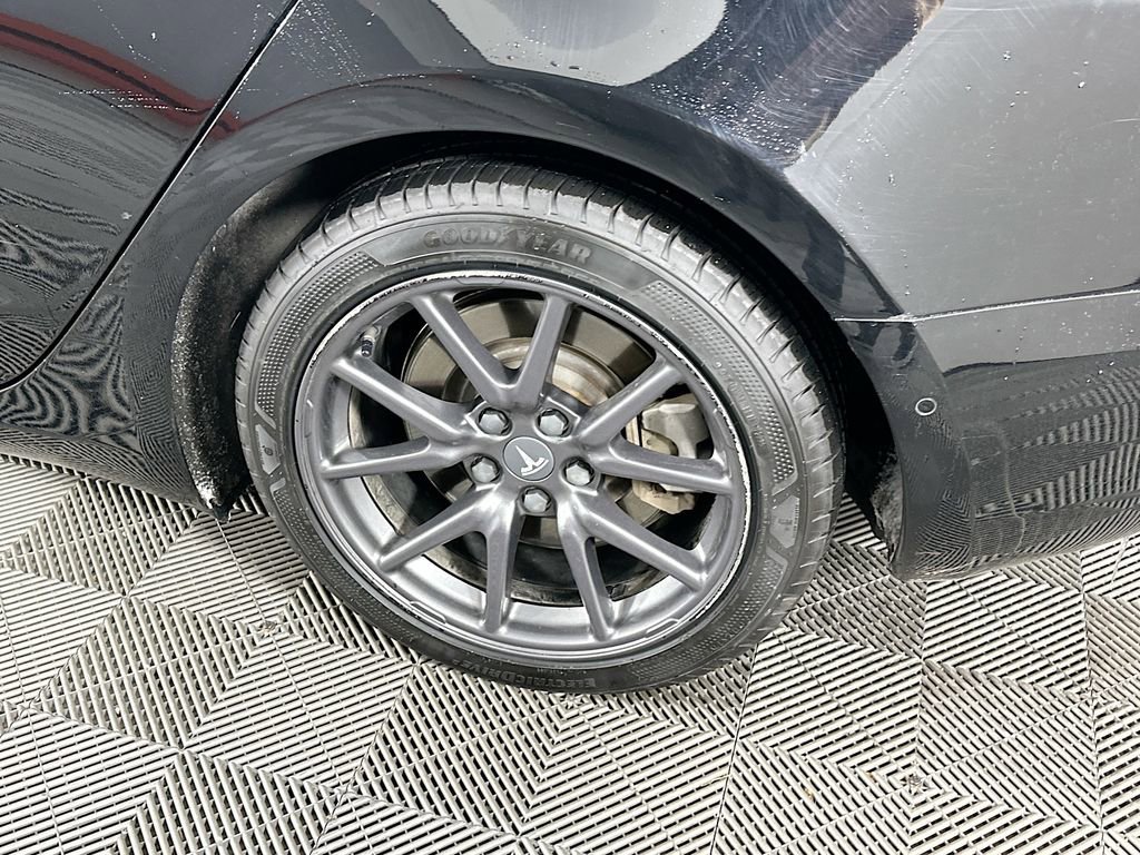Used 2018 Tesla Model 3 Long Range image 34